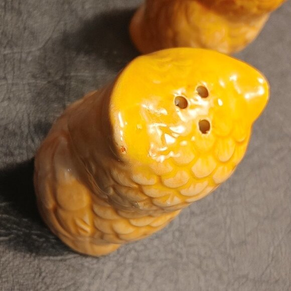 Ceramic Owl Salt and Pepper Shakers - Picture 6 of 8